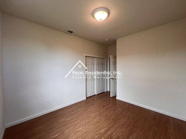 Building Photo - Beautiful 4bd/2.5ba Folsom Home with 2 Car Garage!