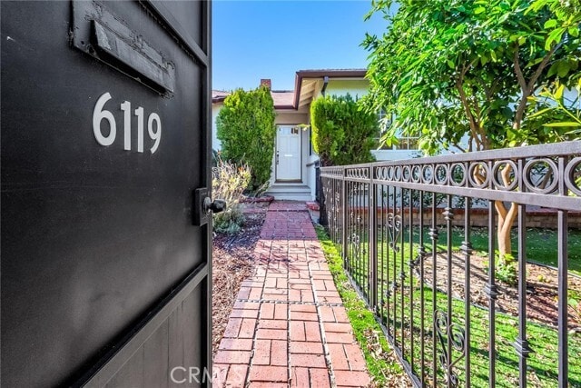 Building Photo - 6119 Tampa Ave