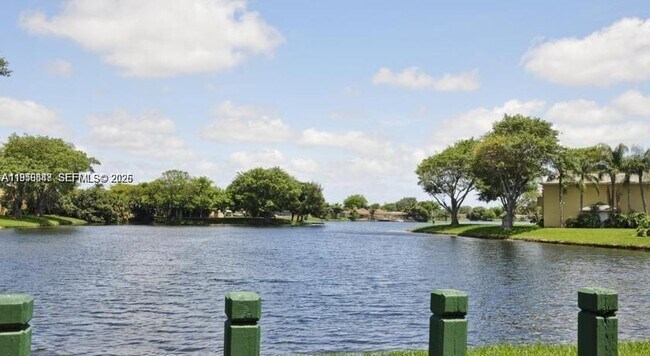 Building Photo - 2301 NW 96th Terrace