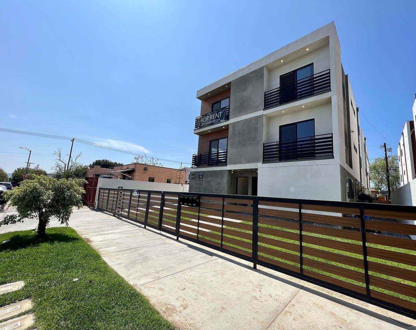 Building Photo - 6613 Beck Ave