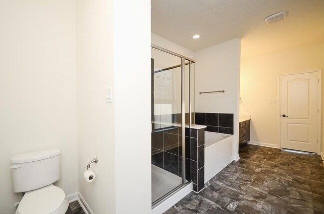 Building Photo - 4423 Ashberry Pine Ln