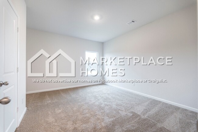 Building Photo - 1274 Fendt Dr