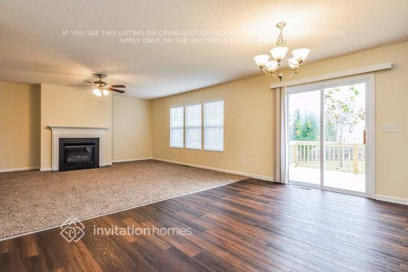 Building Photo - 12 Woodcreek Ln