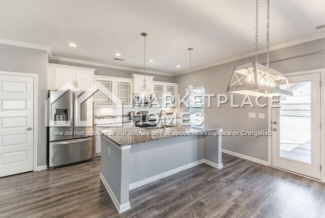 Building Photo - 101 Edmund Cir