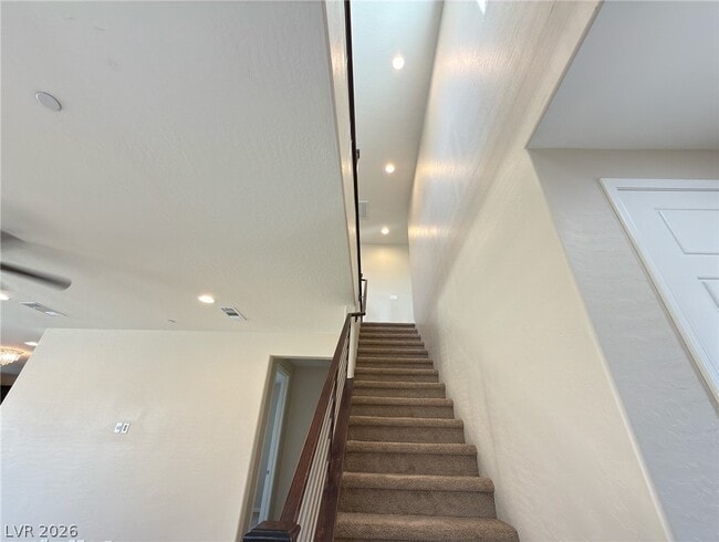 Building Photo - 141 Neverland Ave