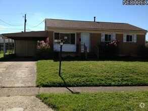 Building Photo - Charming 3-Bedroom Home in Desirable Plain...