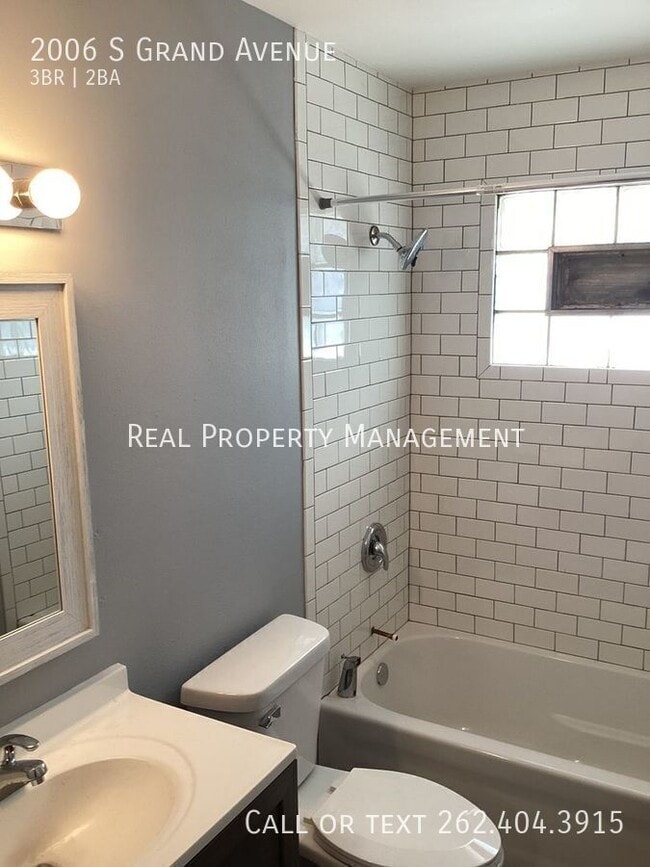 Building Photo - 2006 S Grand Ave