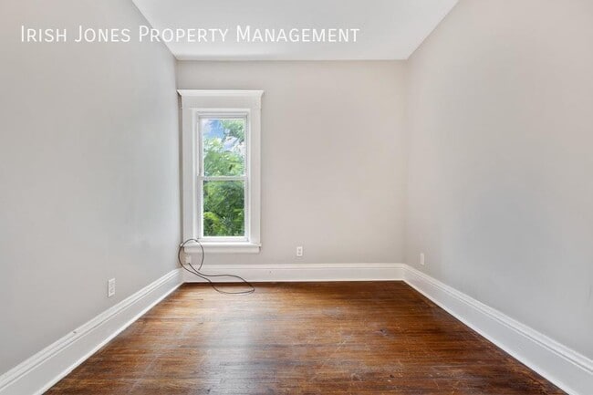 Building Photo - 1899 Seneca St