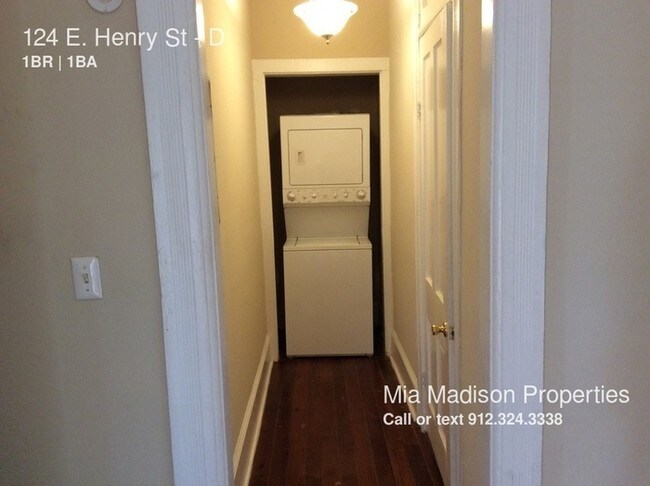 Building Photo - 124 E Henry St