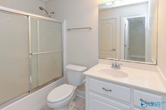 Building Photo - 4409 SE Hampton Ridge Dr