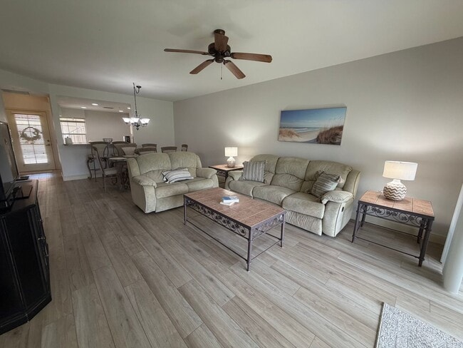 Building Photo - 3009 Driftwood Way