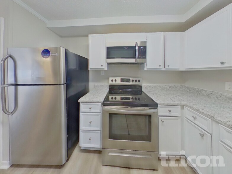 Building Photo - 6 Forestgrove Ct