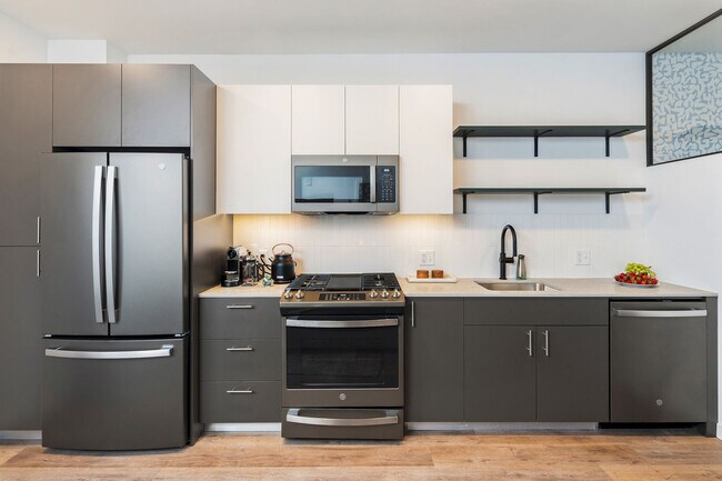 Building Photo - 202 Mill Rd