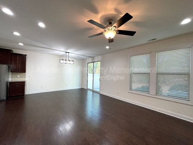 Building Photo - 152 Alamosa Pl