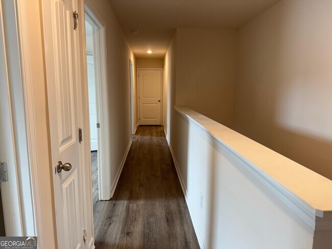 Building Photo - 97 Brode Ln