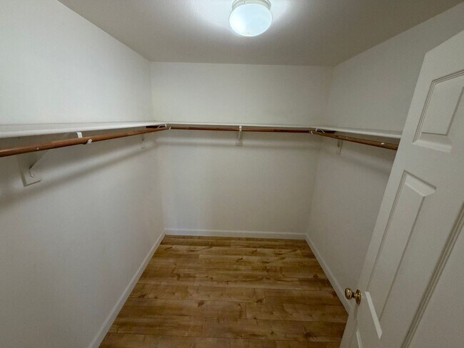 Building Photo - Downtown Templeton (3/2) - Must See!!