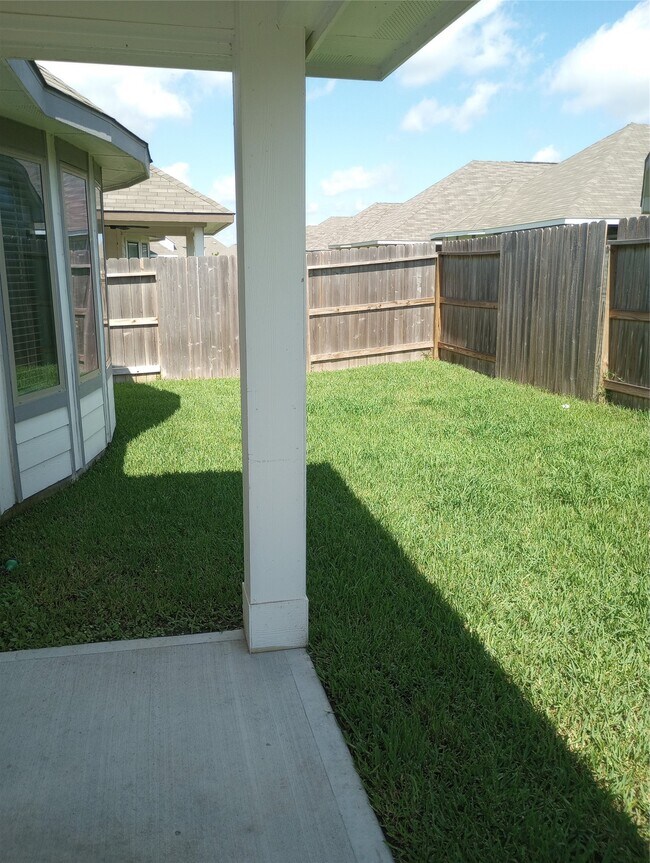 Building Photo - 31053 Regal Elm Ln