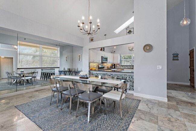 Building Photo - 4161 S US Hwy 1