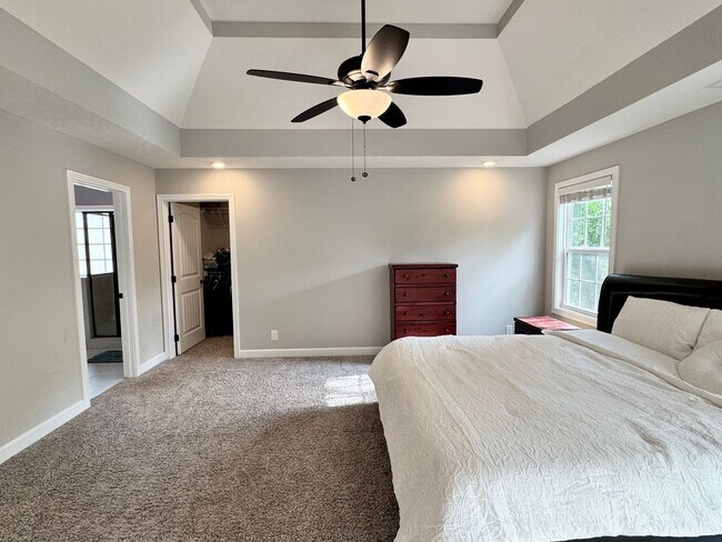 Building Photo - 1057 Brightwood Ct