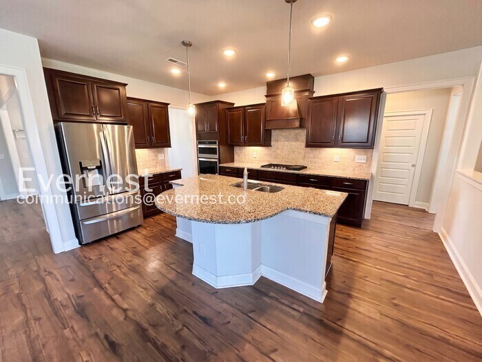 Building Photo - 1122 Carlisle Pl