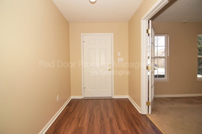Building Photo - 12419 Deerview Dr