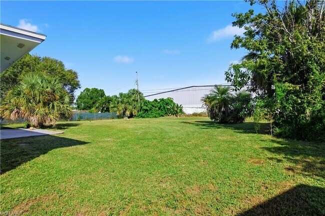 Building Photo - 1130 Alabar Ln