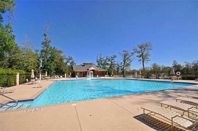 Building Photo - 135 Deerfield Meadow Dr