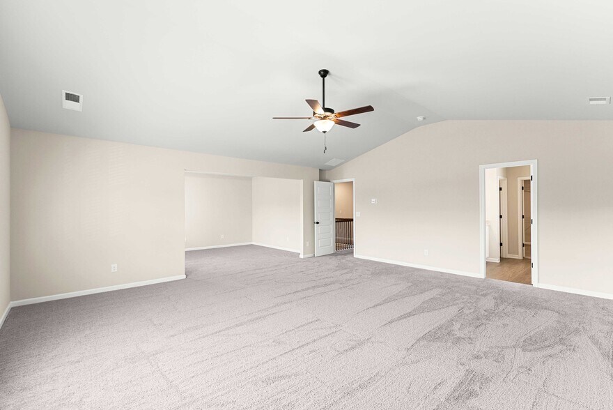 Building Photo - 755 Lakehaven Ln