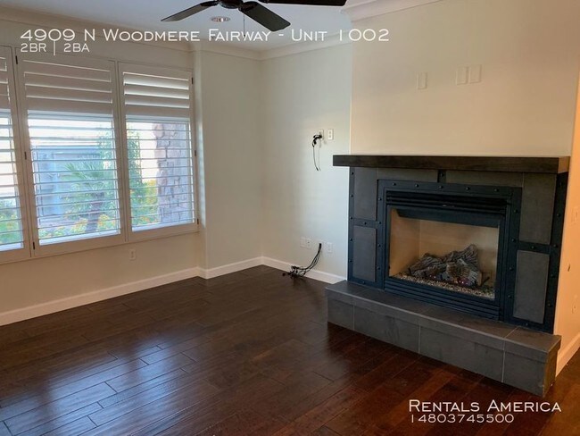 Building Photo - MOVE IN SPECIAL