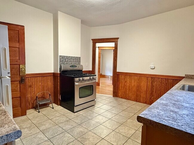 Building Photo - 267 Boston Ave