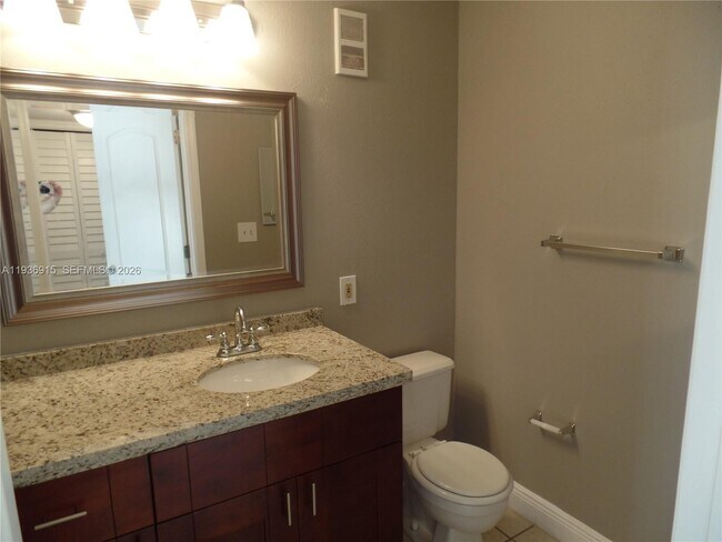 Building Photo - 2460 NW 33rd St