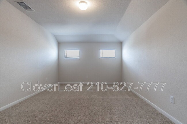 Building Photo - 2126 Silver Maple