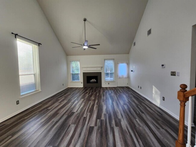 Building Photo - 15800 Opal Fire Dr