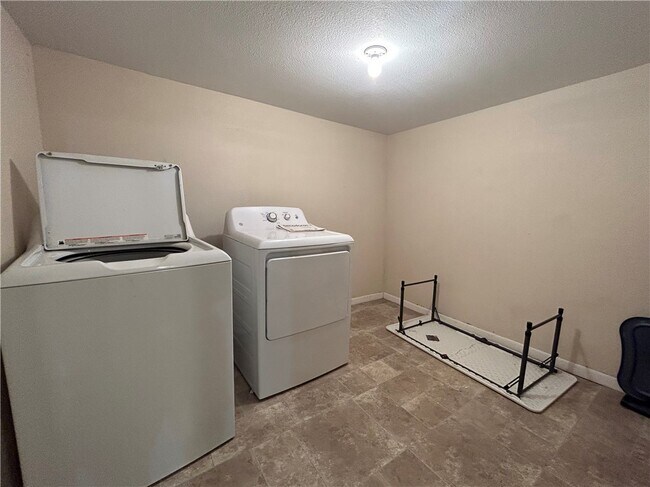 Building Photo - 311 Mckamey-