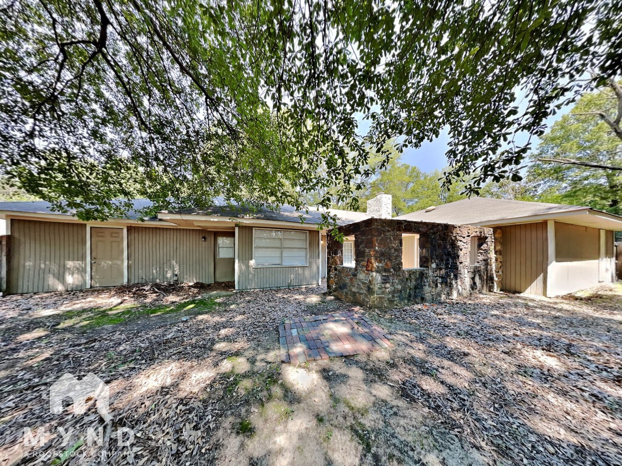 Building Photo - 2506 Cardigan Dr