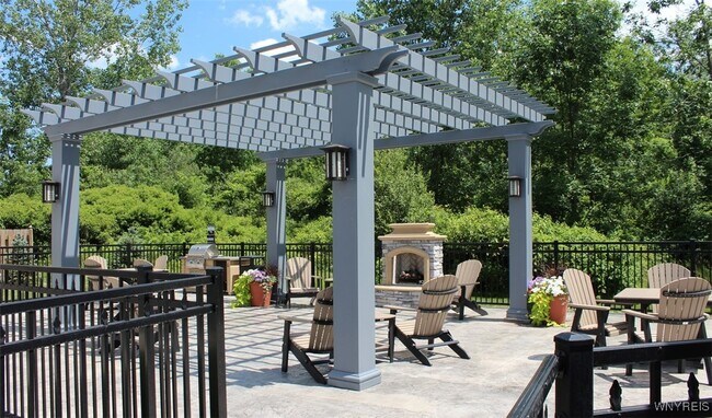 Building Photo - 2493 Sweet Home Rd