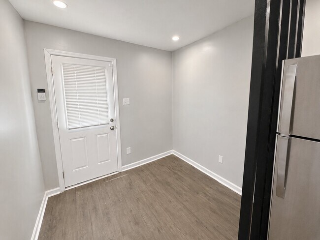 Building Photo - 1672 Thornton Pl SW