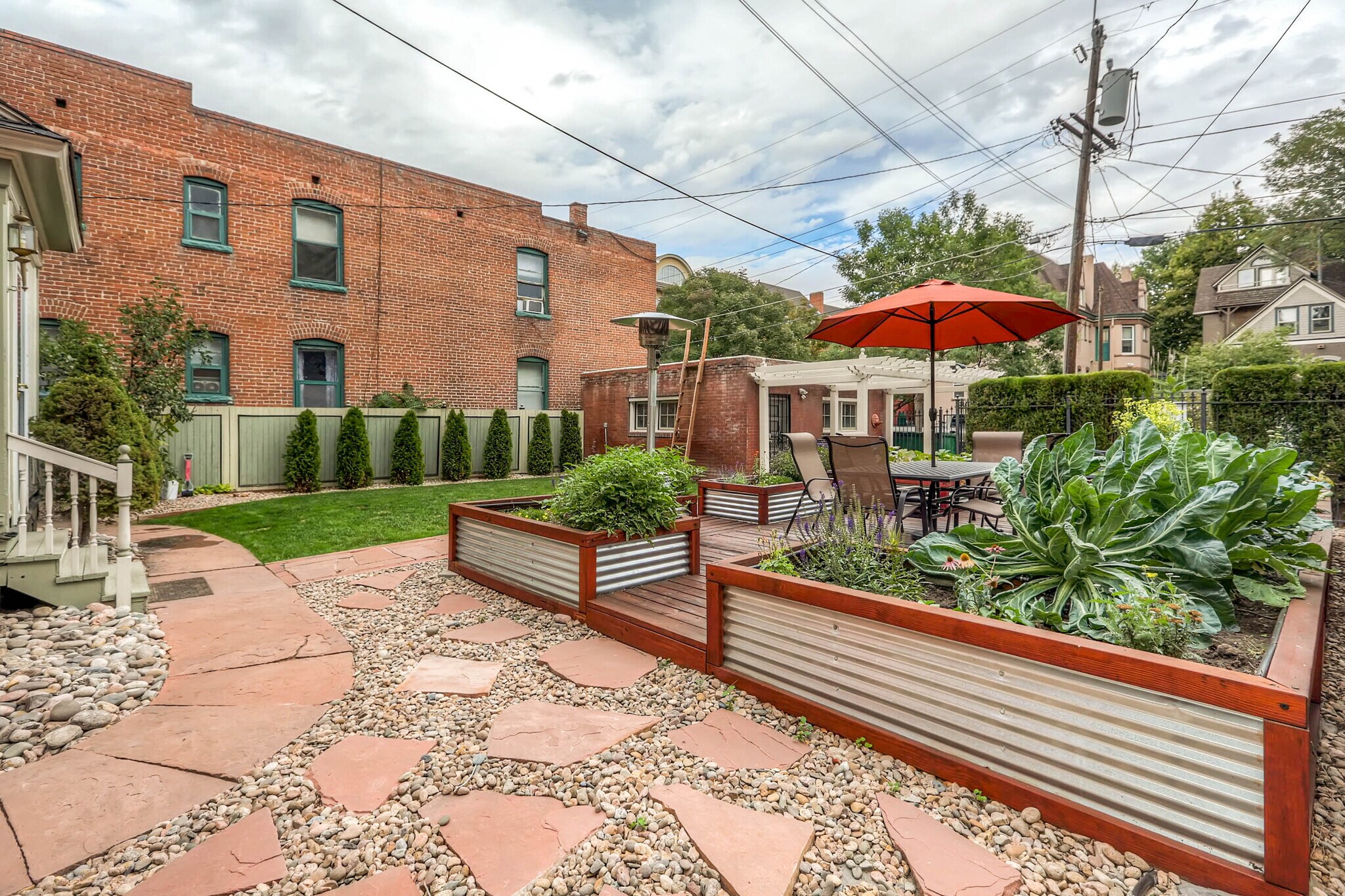 Building Photo - 1638 N Ogden St