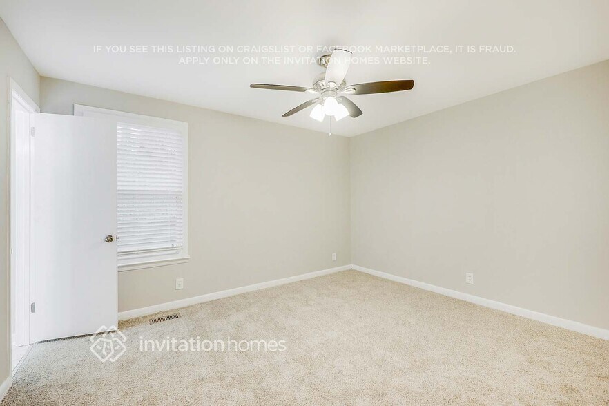 Building Photo - 691 Frankfort Dr
