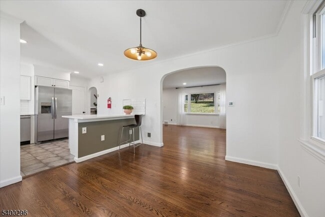 Building Photo - 272 Mt Kemble Ave