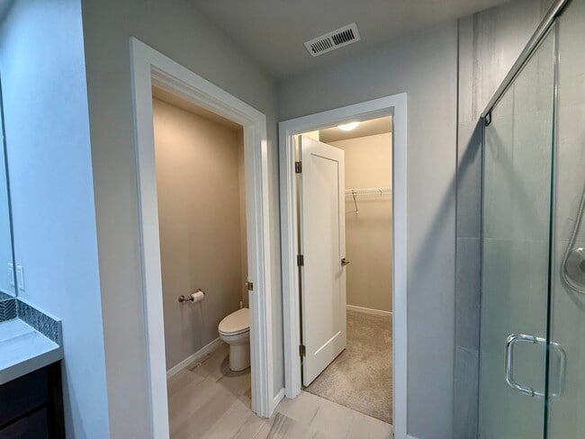 Building Photo - Renton Home