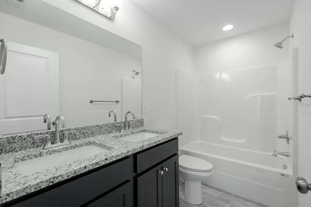 Building Photo - 5551 Stream Ln