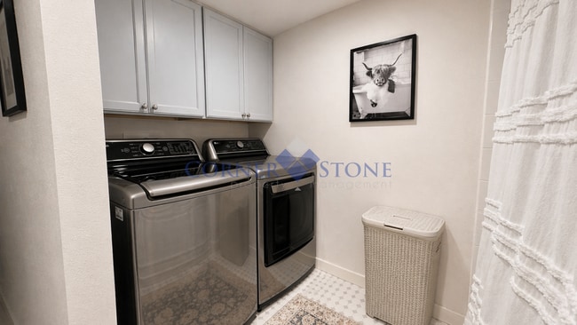 Building Photo - Stunning Home In Desired Boise Location!