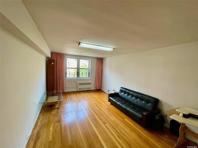 Primary Photo - 143-40 41st Ave