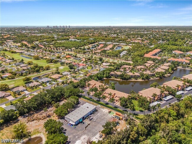 Building Photo - 9651 Spanish Moss Way