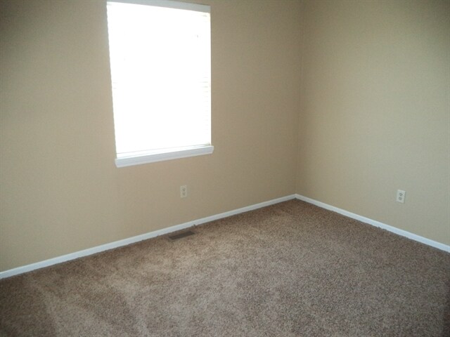 Building Photo - 5925 Bluegrass Trl