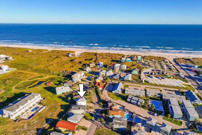 Building Photo - 707 Parkplace-SI ID1036727P