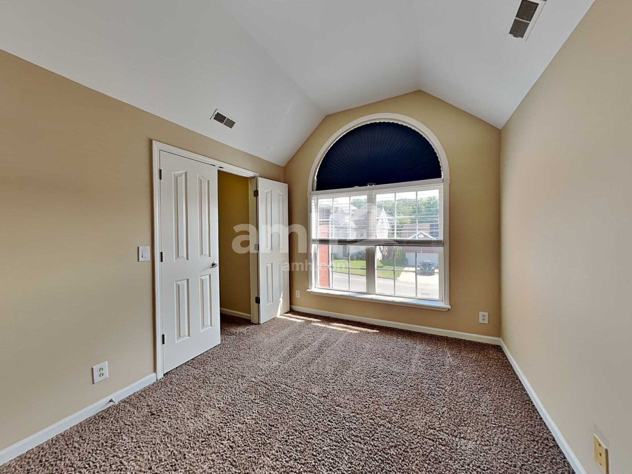 Building Photo - 1068 Blairfield Dr