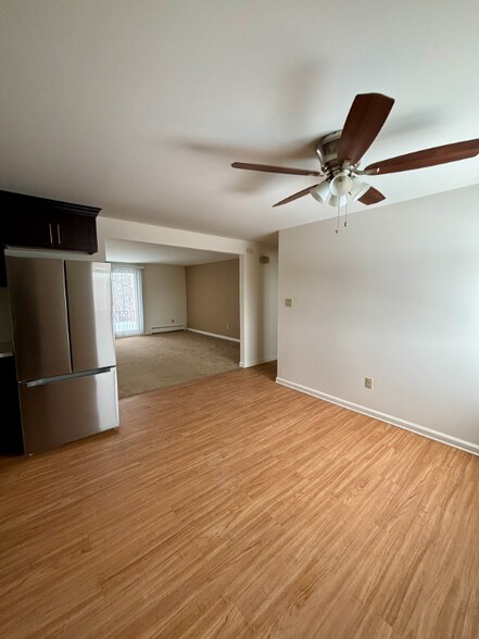 Building Photo - 110 Losson Rd