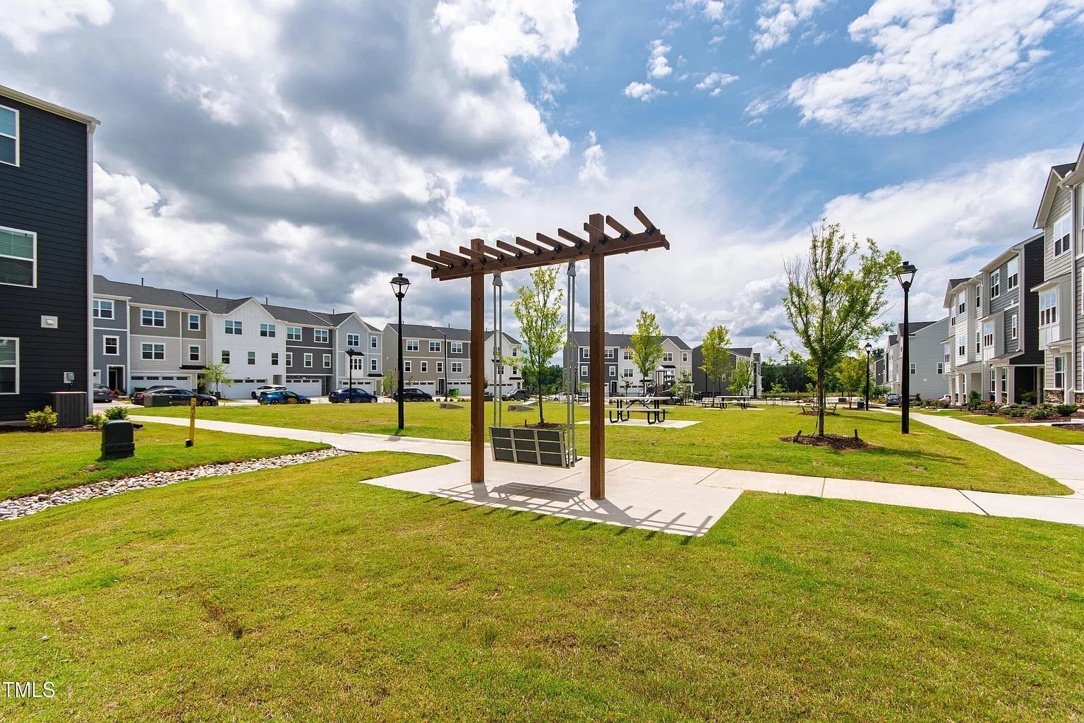 Building Photo - 2137 Terrawood Dr